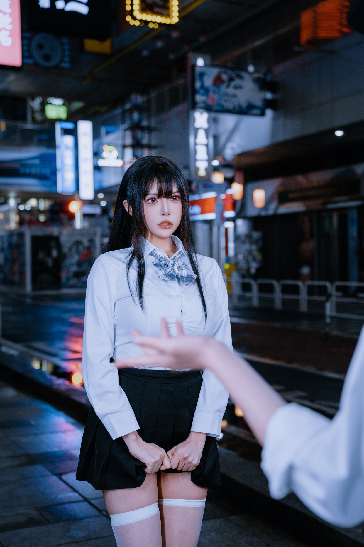 秋和柯基清纯女友堕，第1章，第 11 页